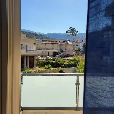 Sunset Apartment Himare